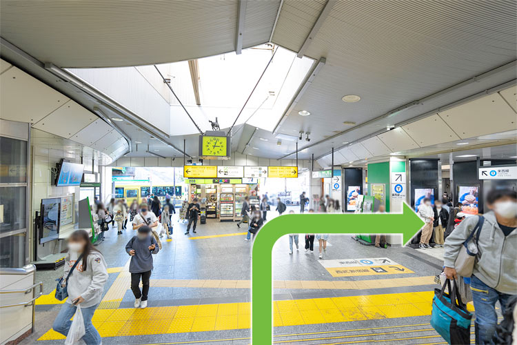 JR・西武新宿線「高田馬場駅」早稲田口を出て右折ください。